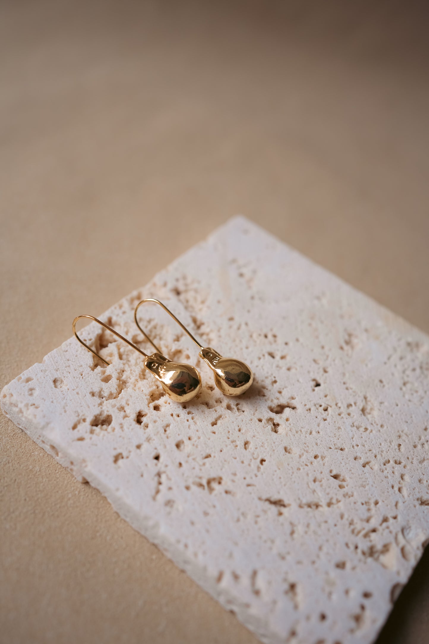 REFINERY Hook Earrings