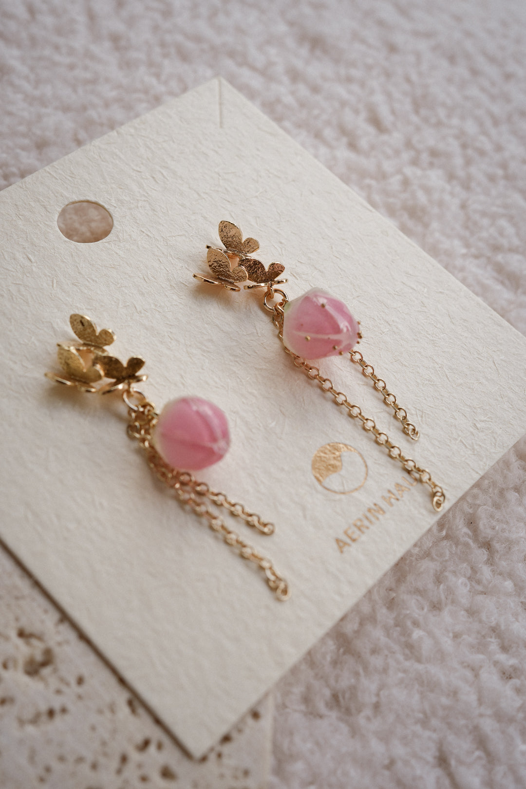 FLUTTER FLOWERBUD Earrings in Peach