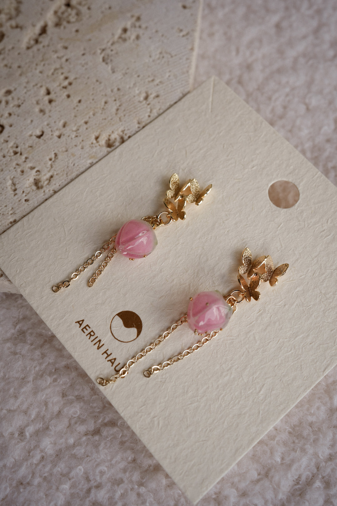 FLUTTER FLOWERBUD Earrings in Peach