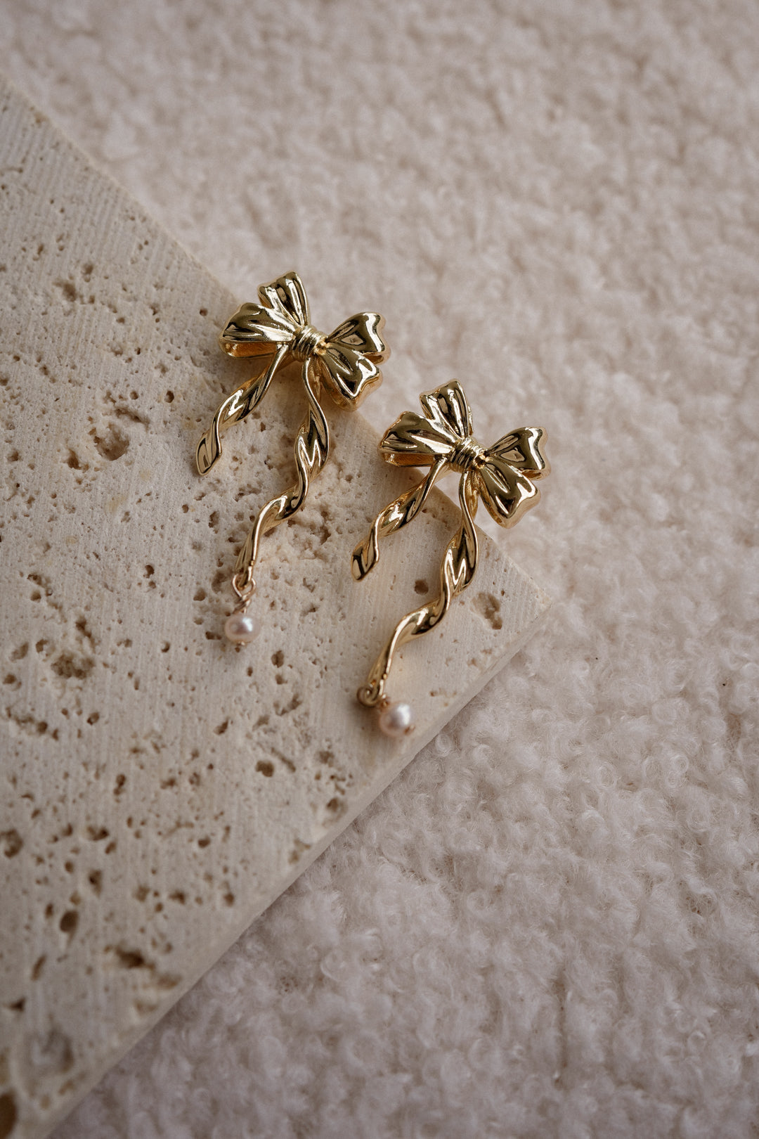 PEACH BOWS Earrings