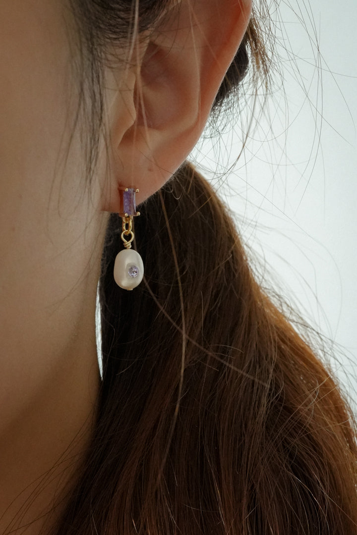 Akoya in Lilac
