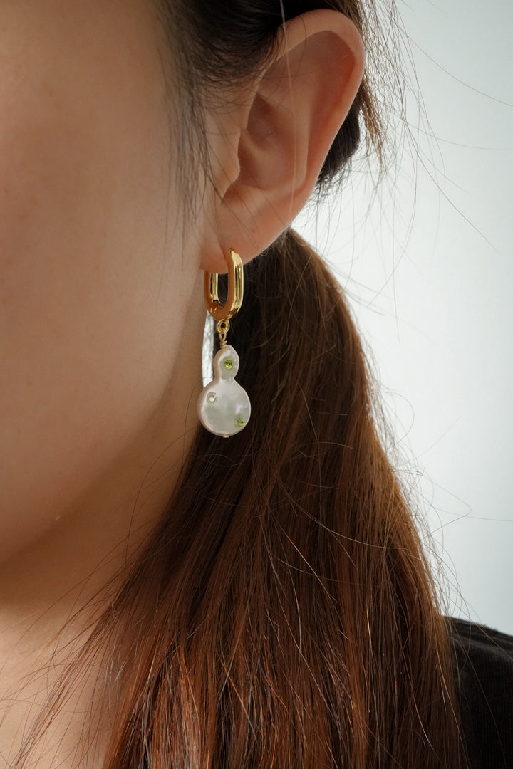 Meta in Olive Green
