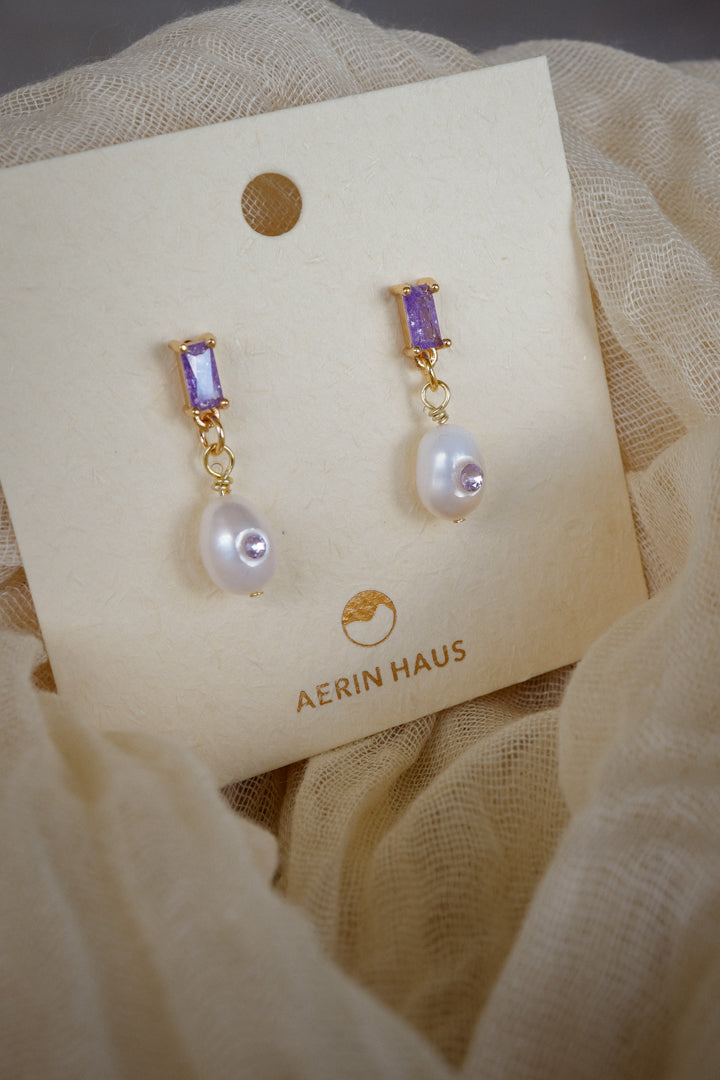 Akoya in Lilac
