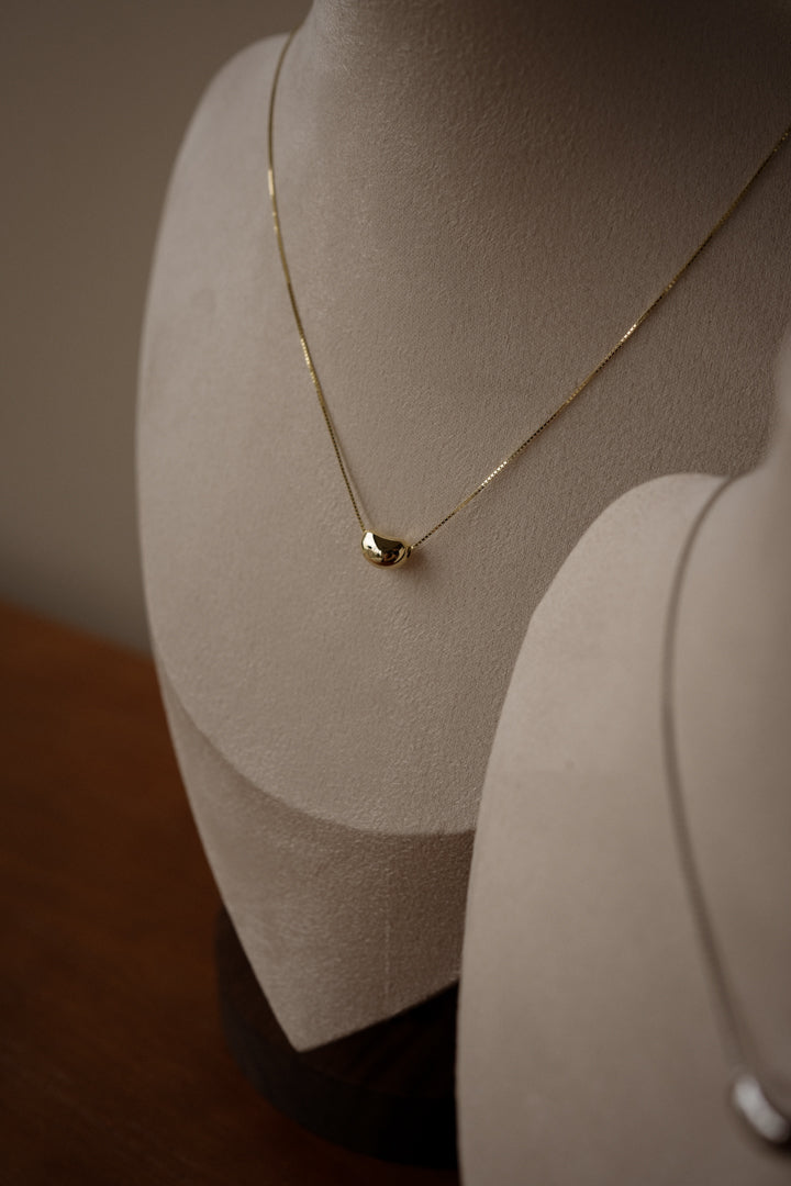 Little Seed Necklace