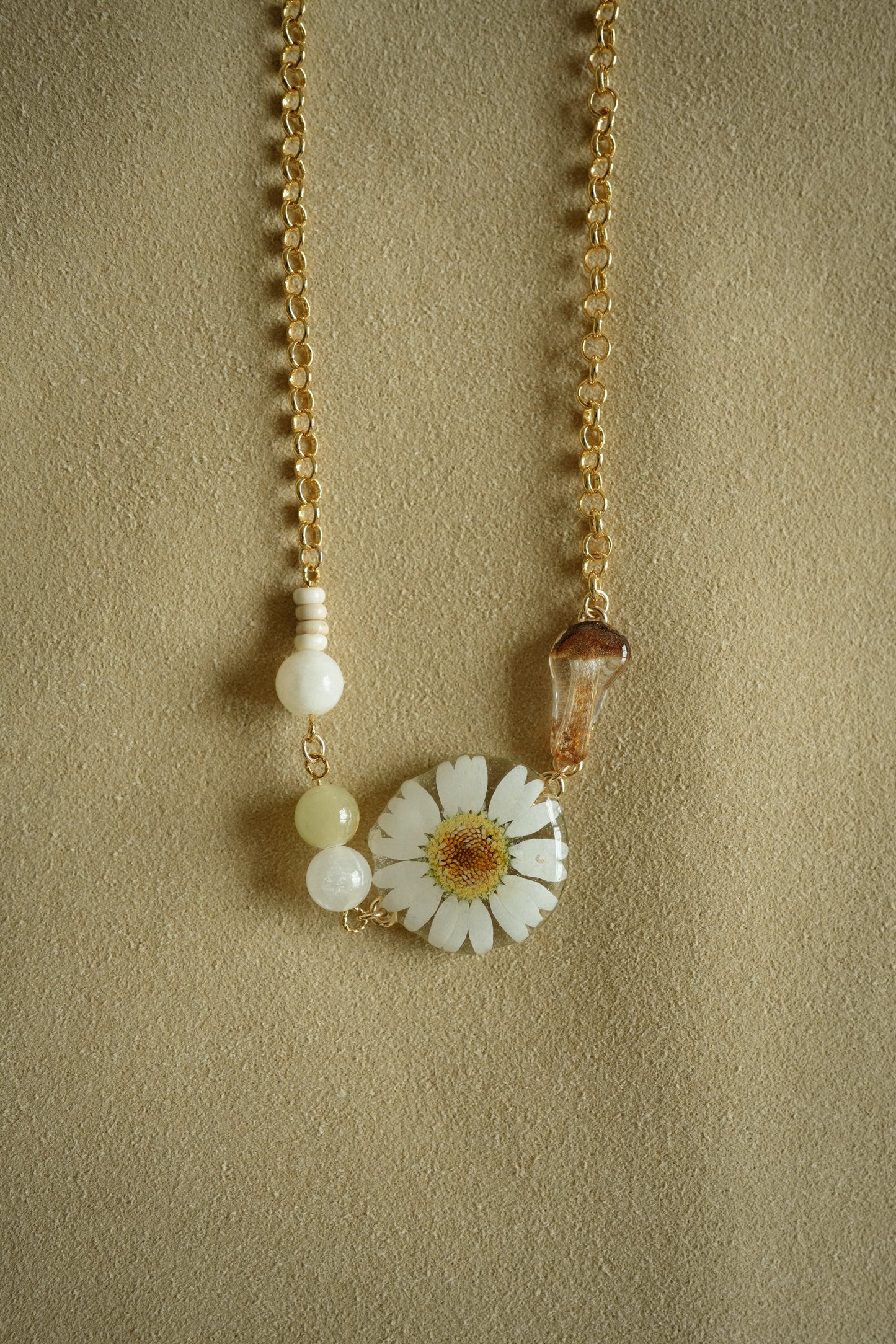 Cottage Daisy Shroom Necklace