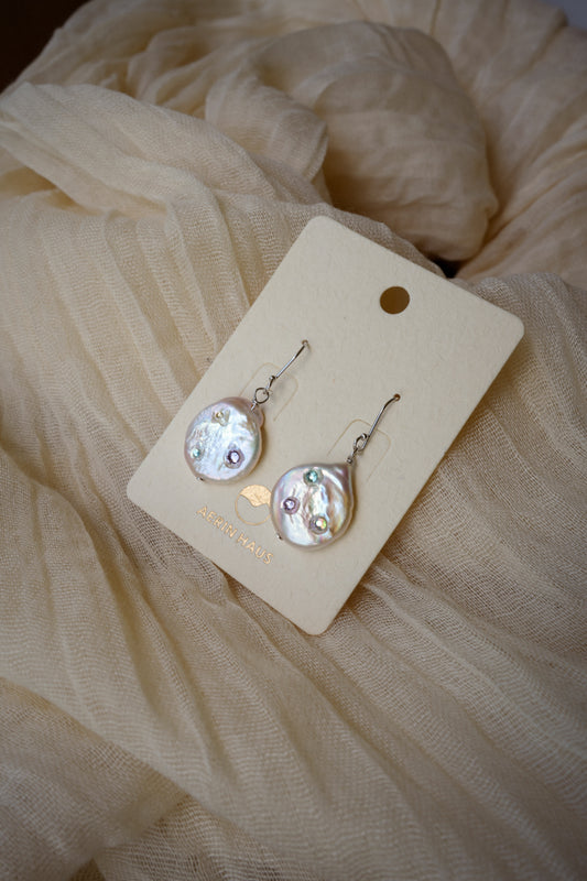 Keshi in Irridescent Seas