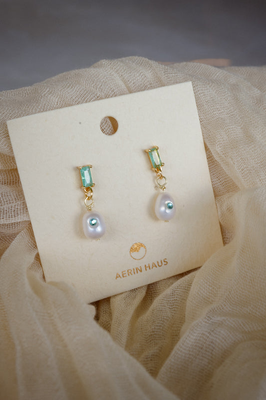 Akoya in Turquoise