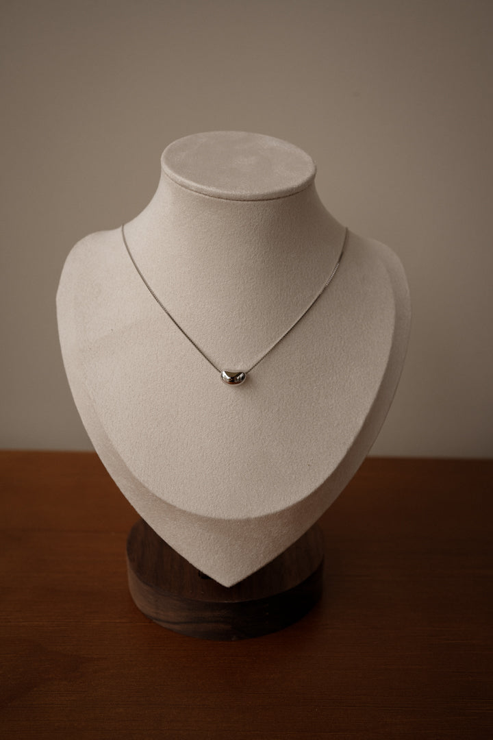 Little Seed Necklace
