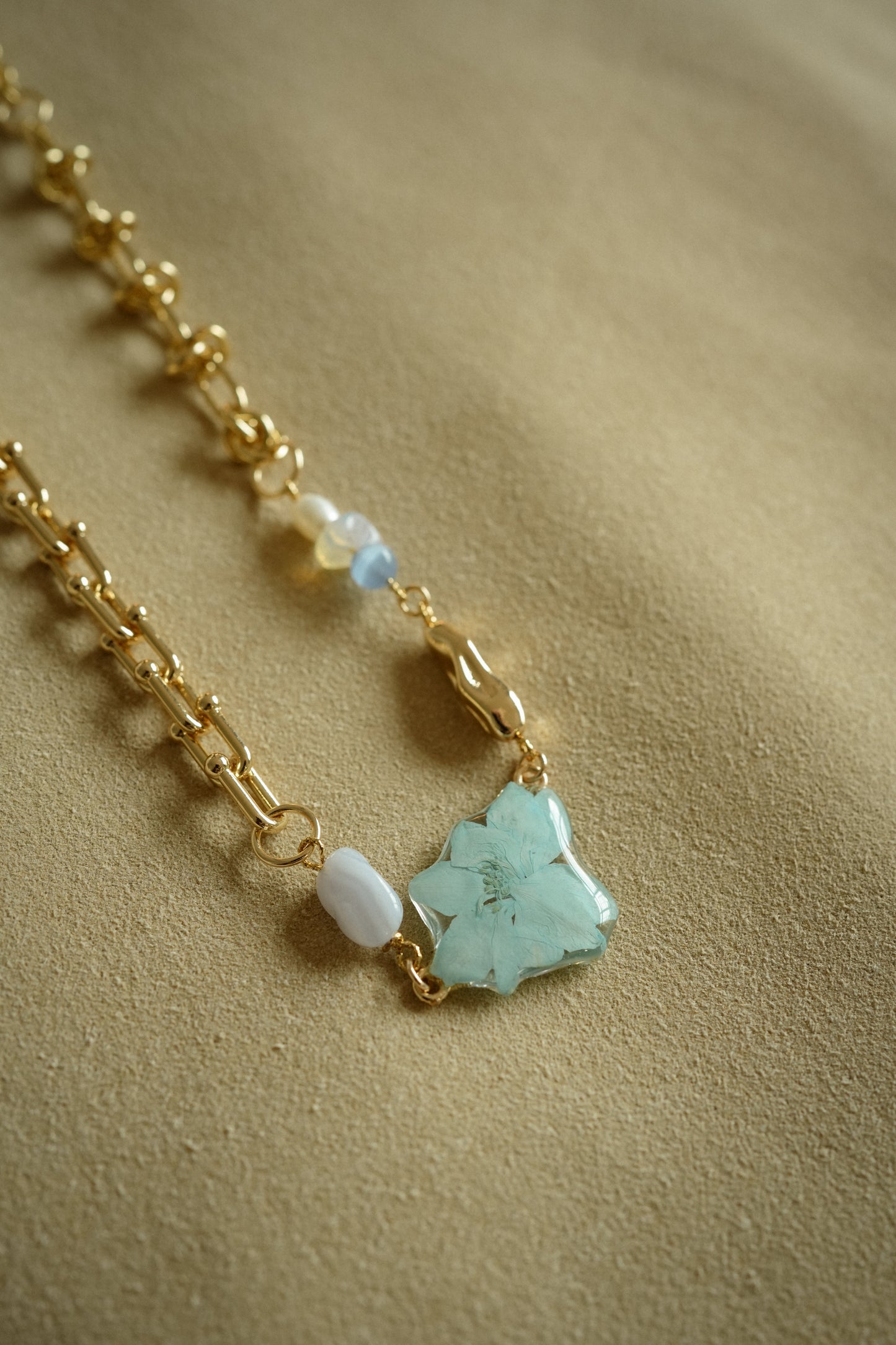 Cerulean Delphi Chain Necklace