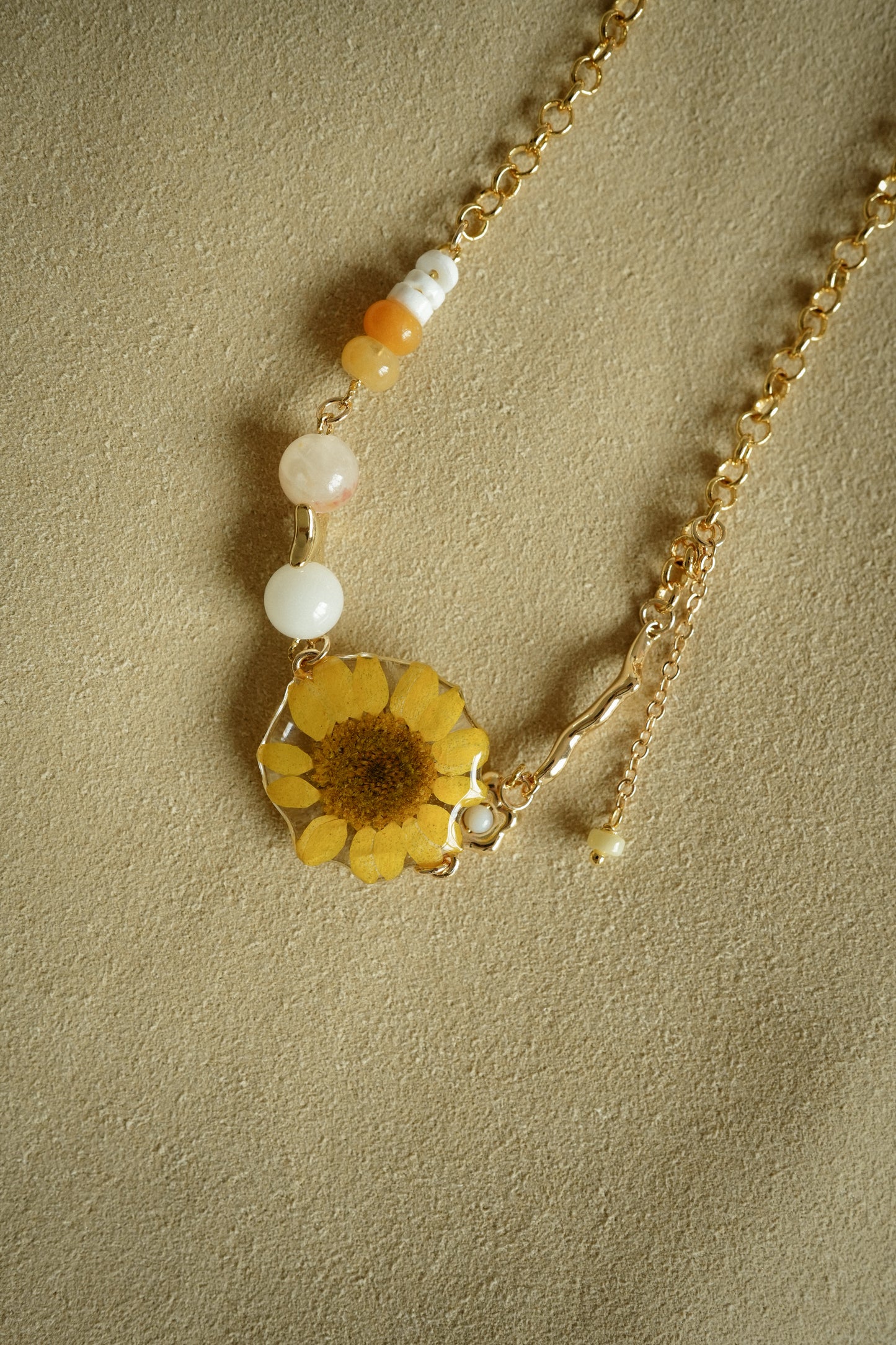 Sunshine Daisy Chain Necklace