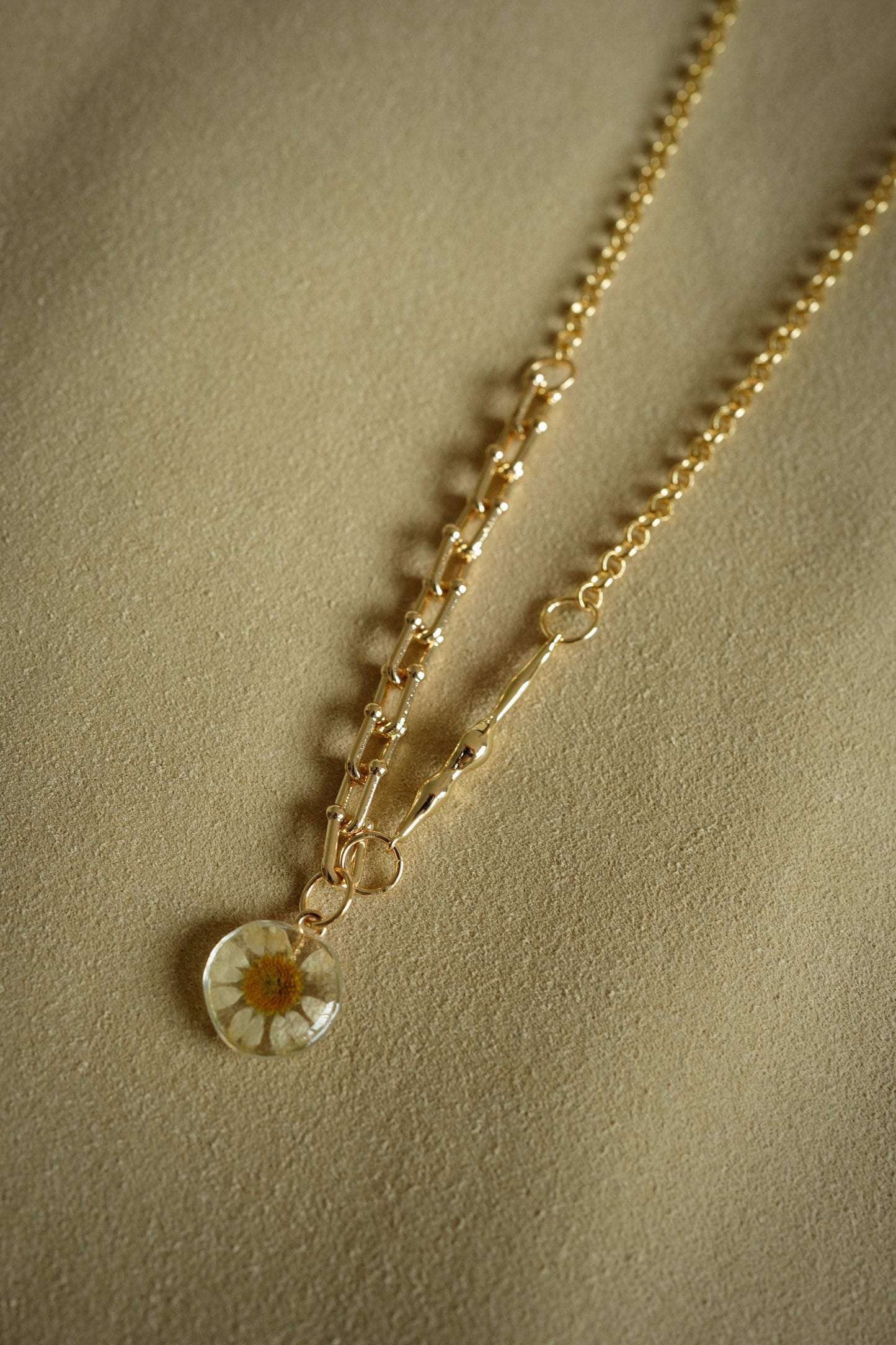 Chamomile Jewel Chain Necklace