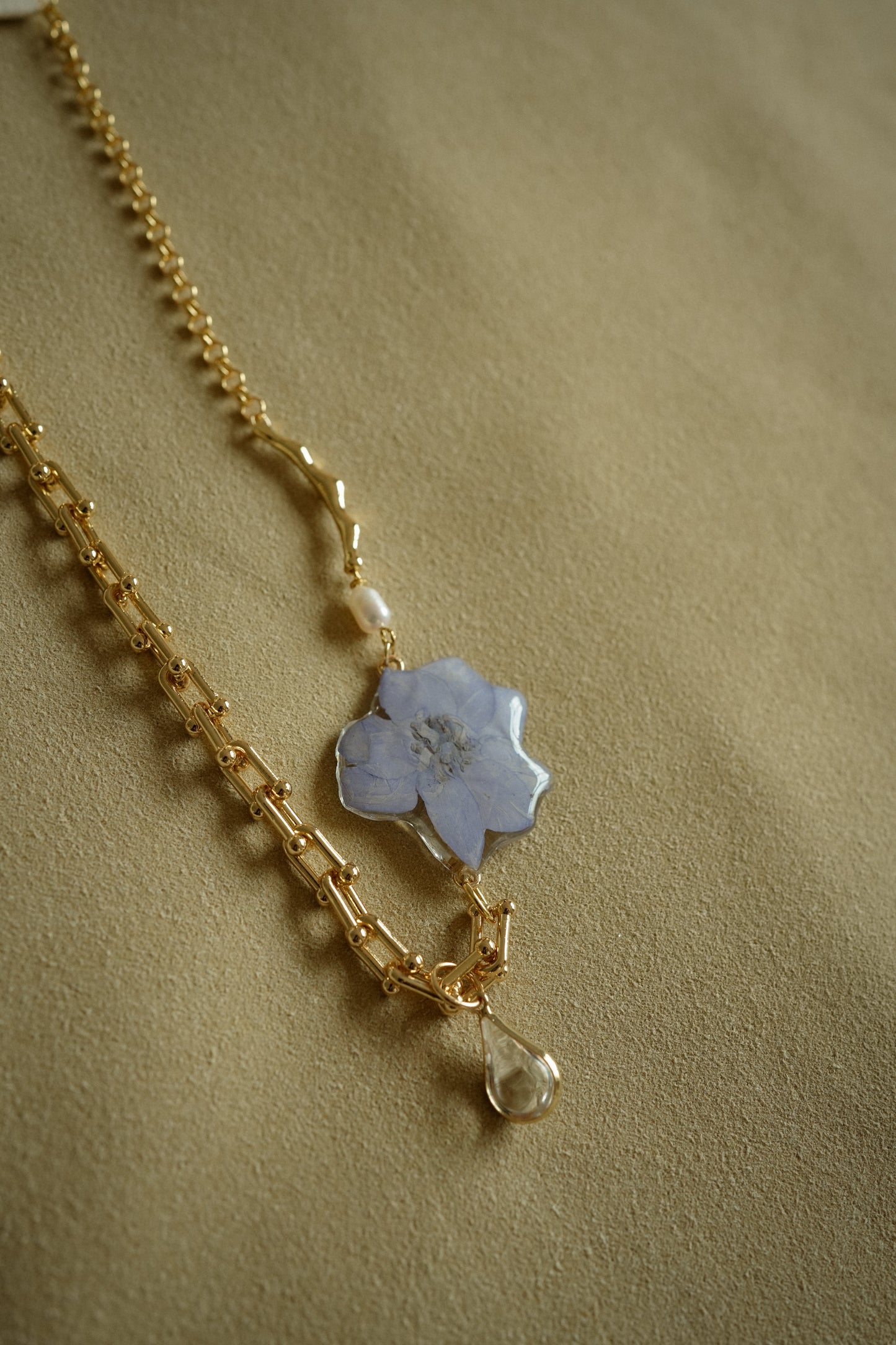 Delphinium Tears Chain Necklace