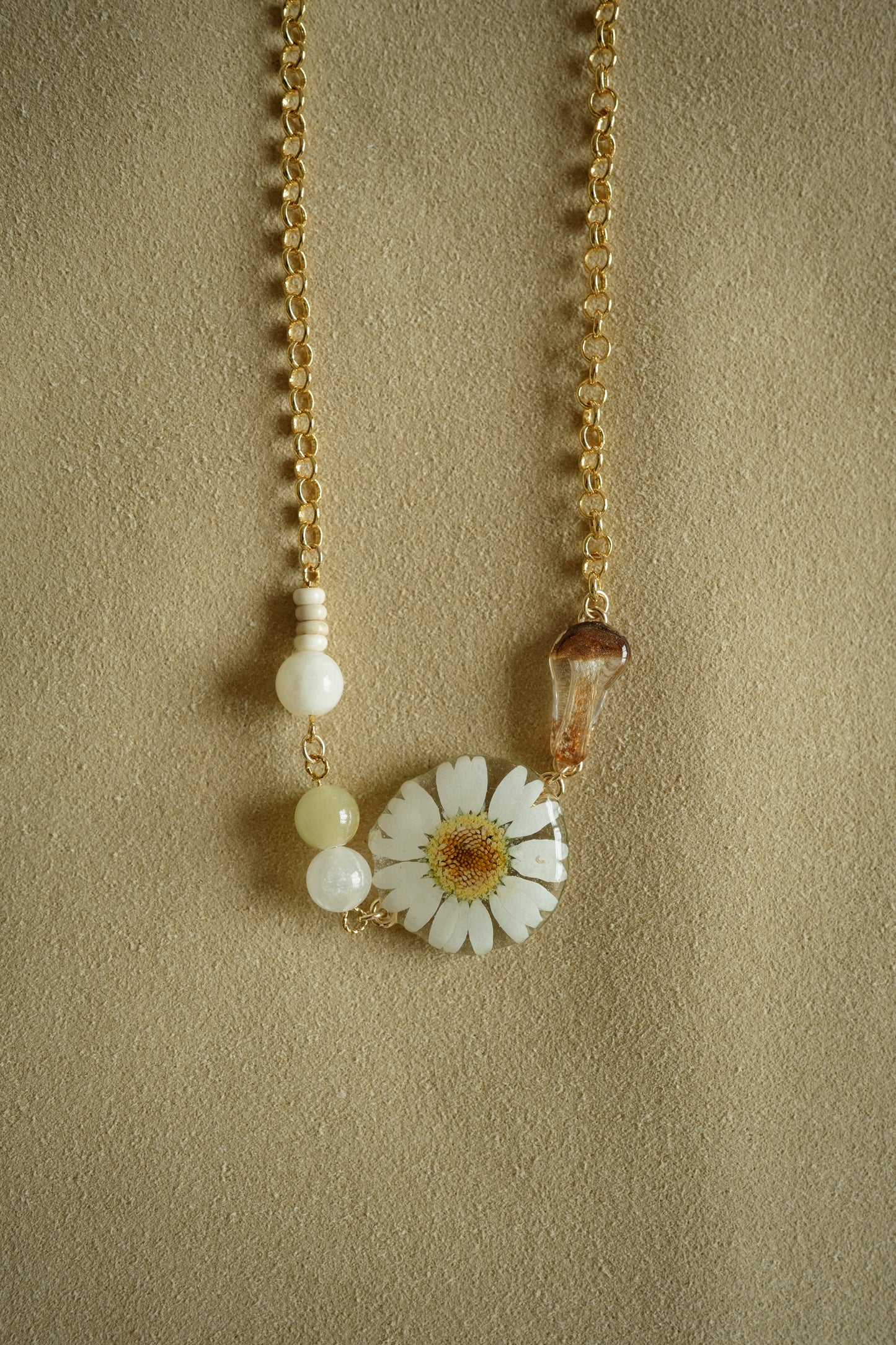 Cottage Daisy Shroom Necklace