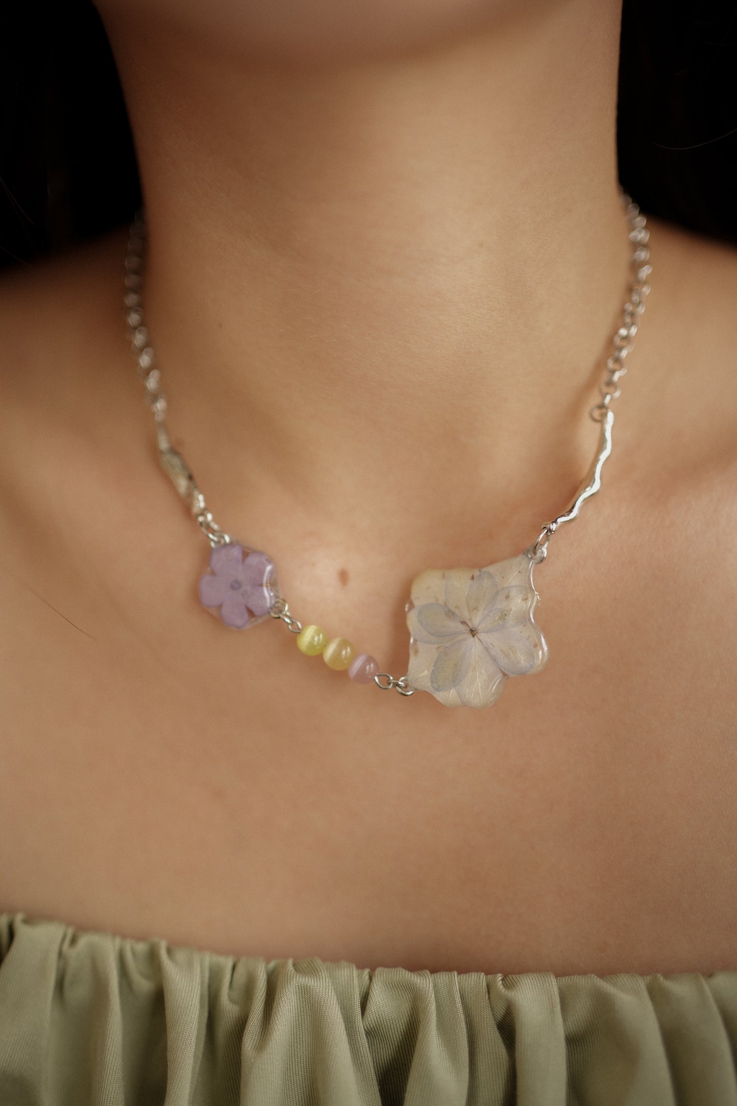 Sakura Hydrangea Amuse Necklace